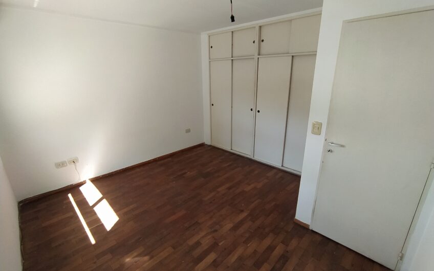 Pasco 3418 – Departamento Dúplex de Pasillo