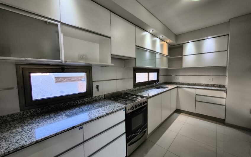 9 de Julio 393 – Departamento Un Dormitorio con Cochera