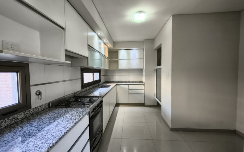 9 de Julio 393 – Departamento Un Dormitorio con Cochera