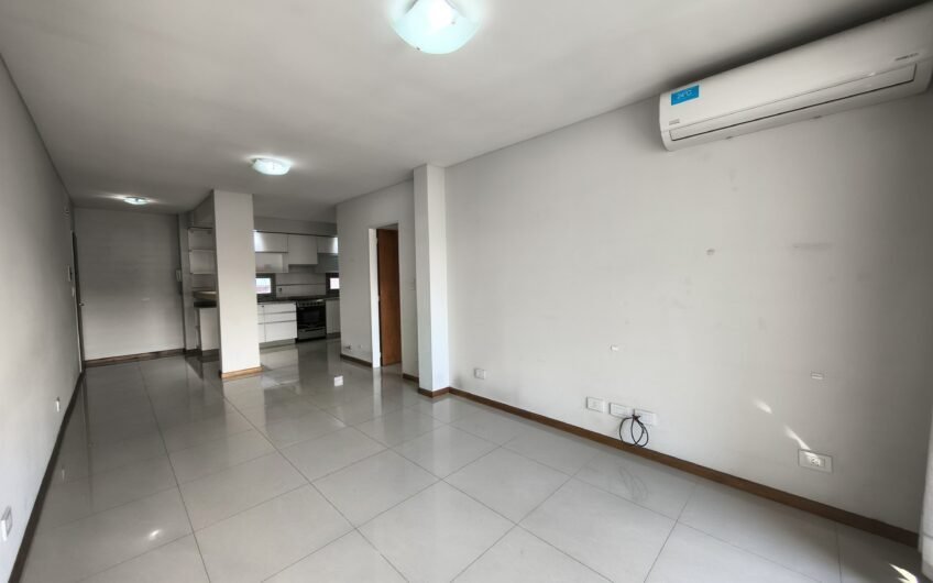 9 de Julio 393 – Departamento Un Dormitorio con Cochera
