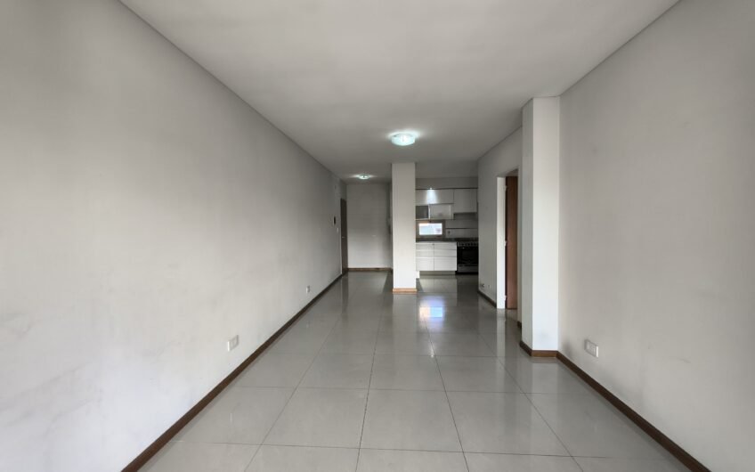 9 de Julio 393 – Departamento Un Dormitorio con Cochera