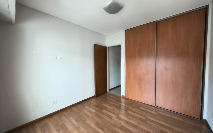 9 de Julio 393 – Departamento Un Dormitorio con Cochera