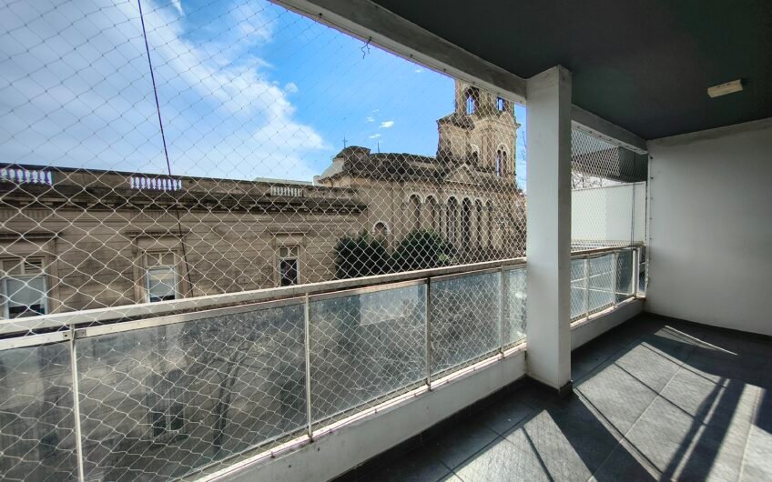 9 de Julio 393 – Departamento Un Dormitorio con Cochera