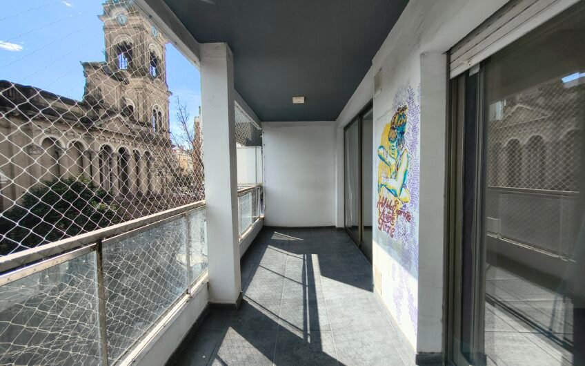 9 de Julio 393 – Departamento Un Dormitorio con Cochera