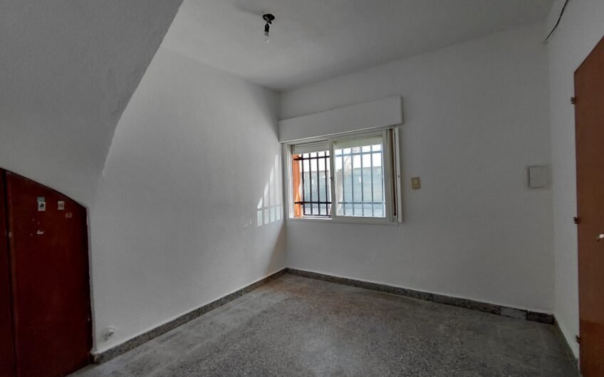 Pasaje Larguia 3573 – Casa Un Dormitorio