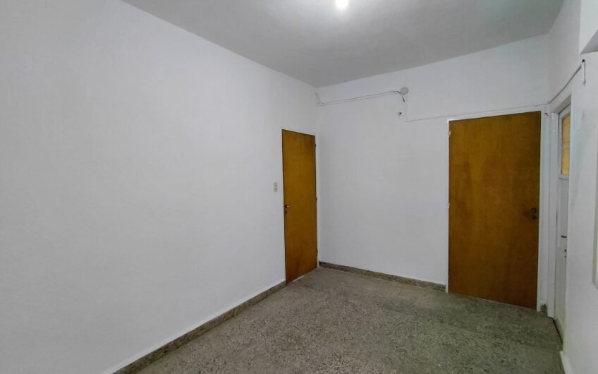 Pasaje Larguia 3573 – Casa Un Dormitorio