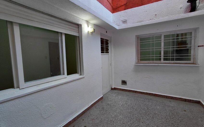 Pasaje Larguia 3573 – Casa Un Dormitorio