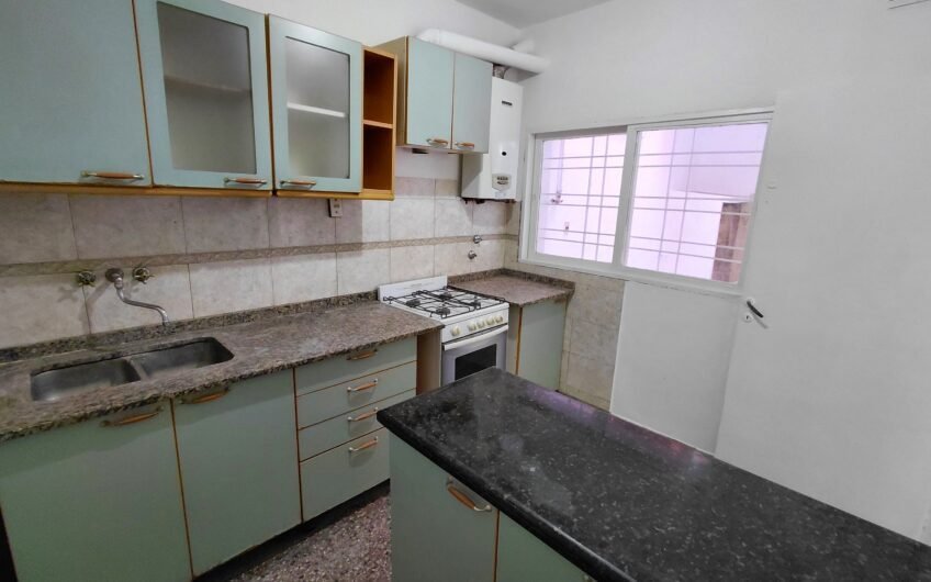 Pasaje Larguia 3573 – Casa Un Dormitorio