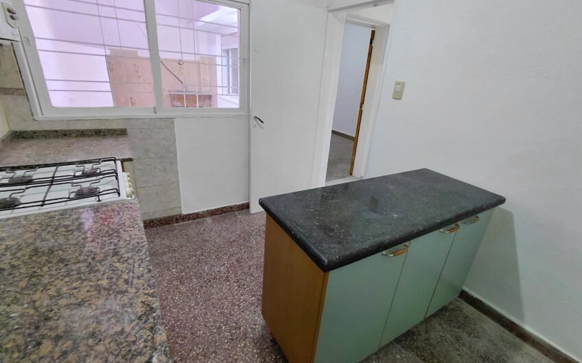 Pasaje Larguia 3573 – Casa Un Dormitorio